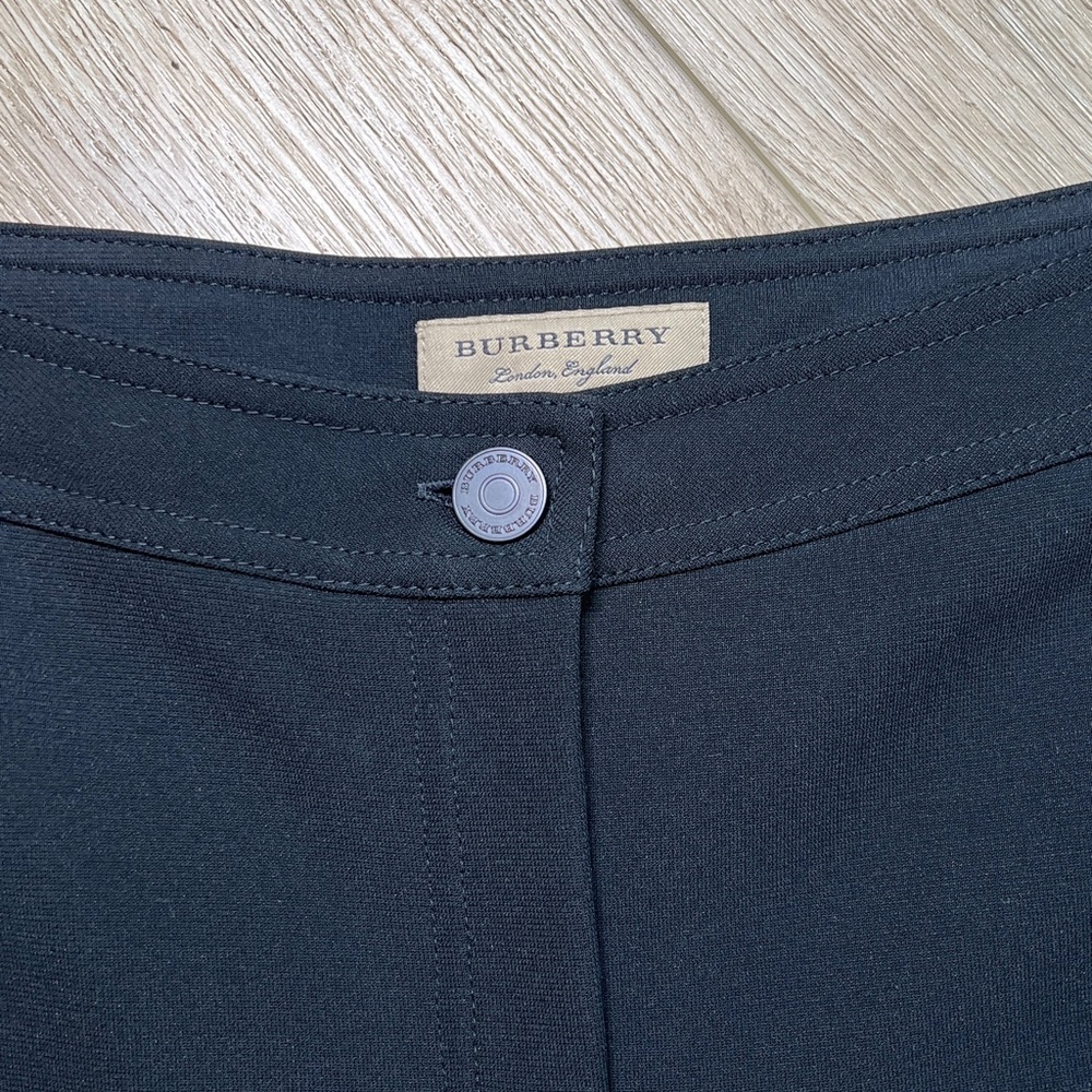 Burberry Leggings with leather strip - Picture 4 of 10